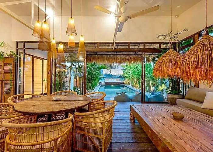 Elwood By The Bali Agent * Kerobokan